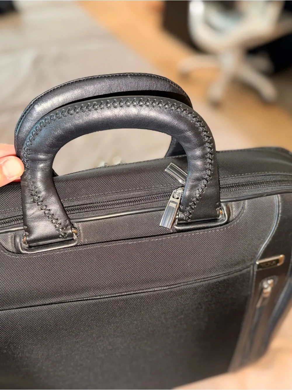 Tumi Arrive Black Men's Laptop Briefcase with Front Zipper Pockets